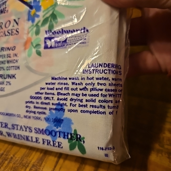 Vintage Happy Home No-Iron Muslin Pillowcases Floral Pattern on White 42" x 36" - Picture 5 of 5